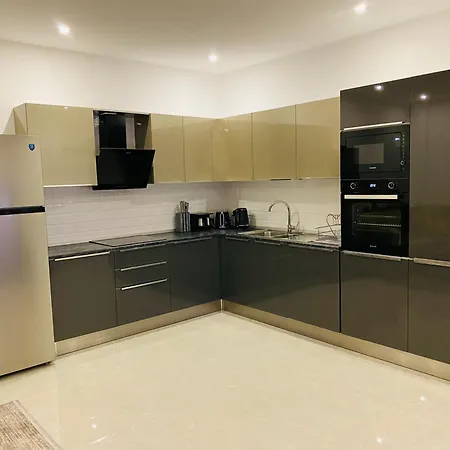 Sea Magic Royal Апартаменты *