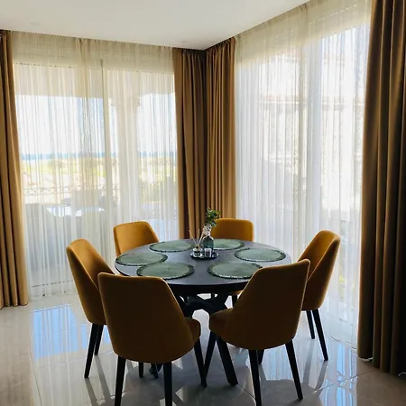 Апартаменты Sea Magic Royal *